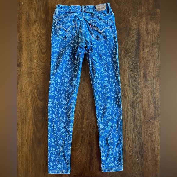 Girls Levi’s - Picture 2 of 6